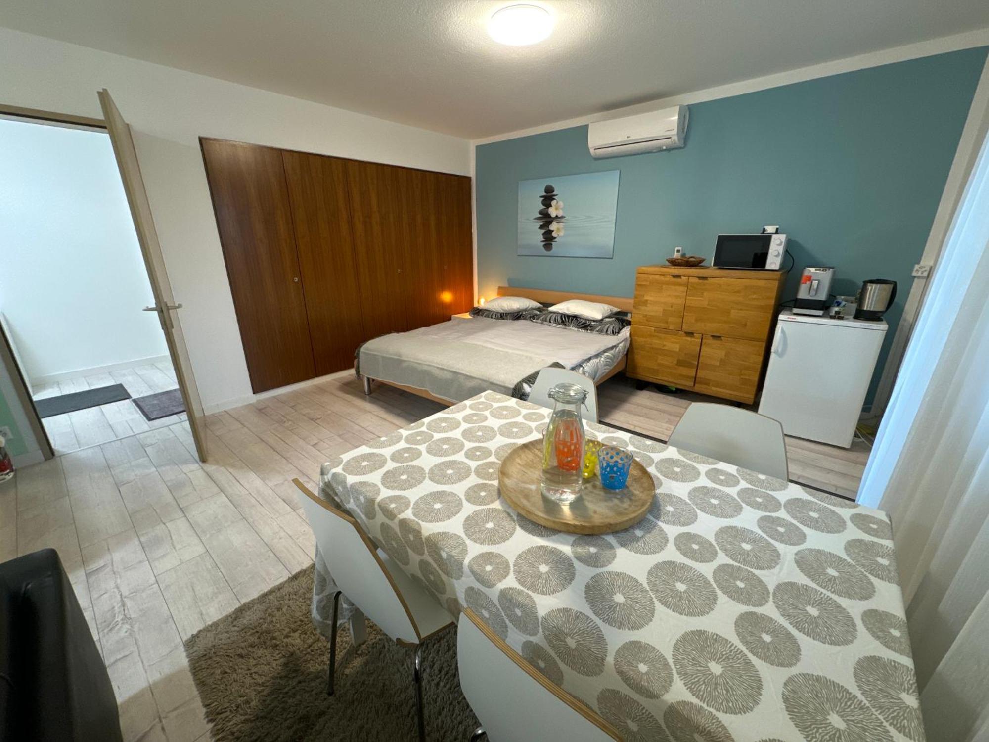 Gabi'S Wolfuehloase Apartamento Balerna Exterior foto